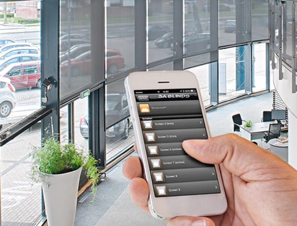 rèm cuốn tự động